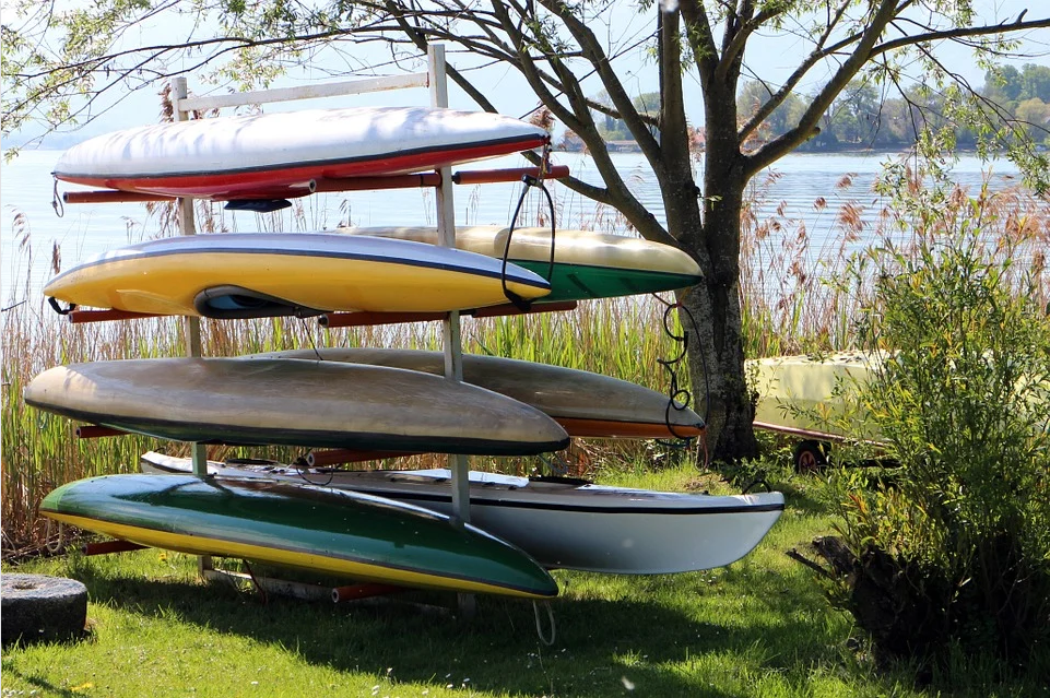 Rack au bord de l'eau
